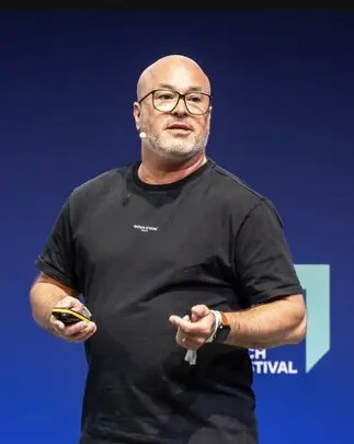 Marc Feige, Aworld