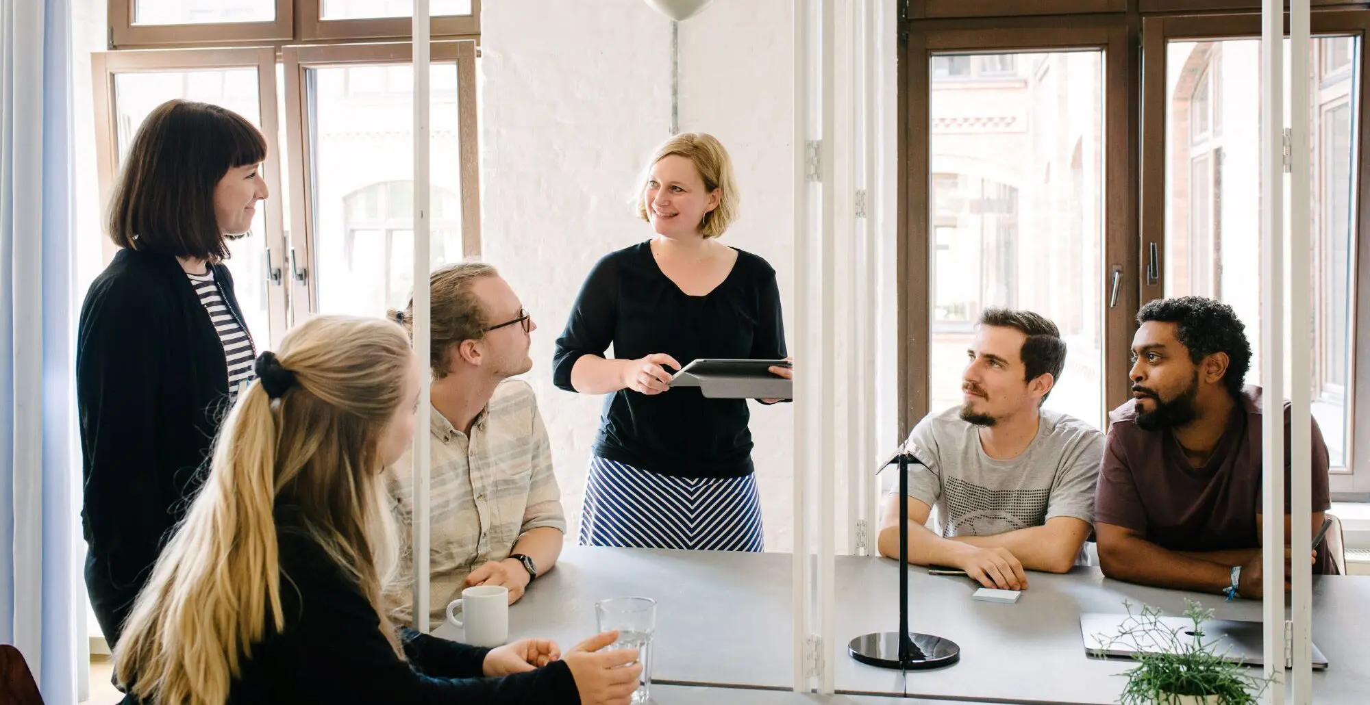 Wie die DBU Unternehmen fit für die digitale Zukunft macht – CEO Jens Bergstein im Interview